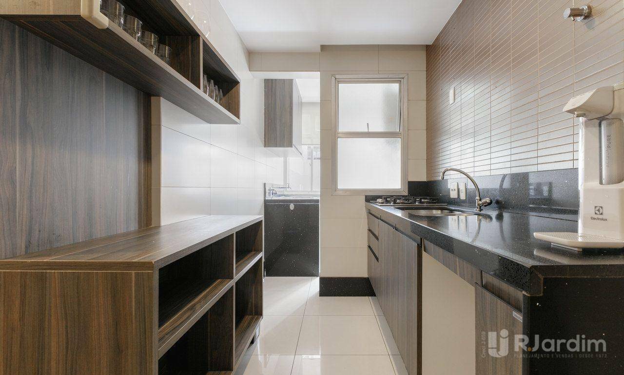 Apartamento para alugar com 2 quartos, 139m² - Foto 6