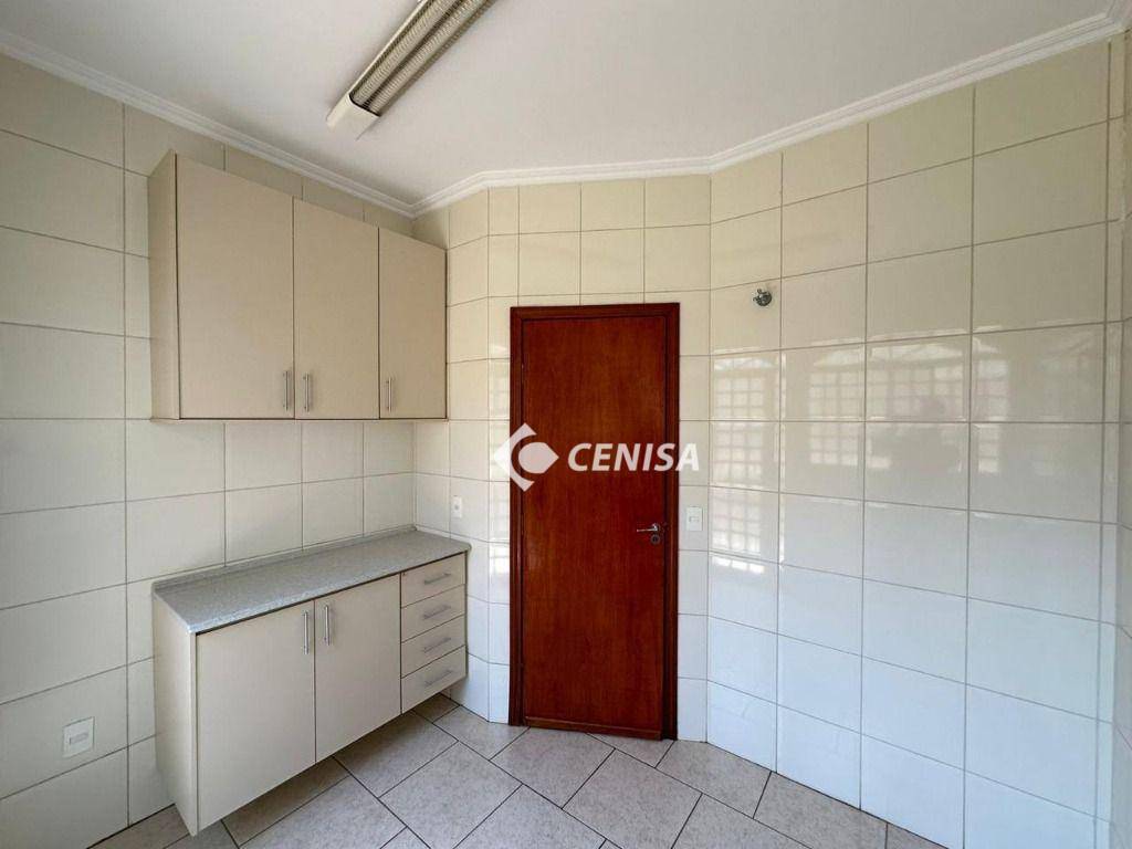 Casa à venda e aluguel com 3 quartos, 314m² - Foto 30