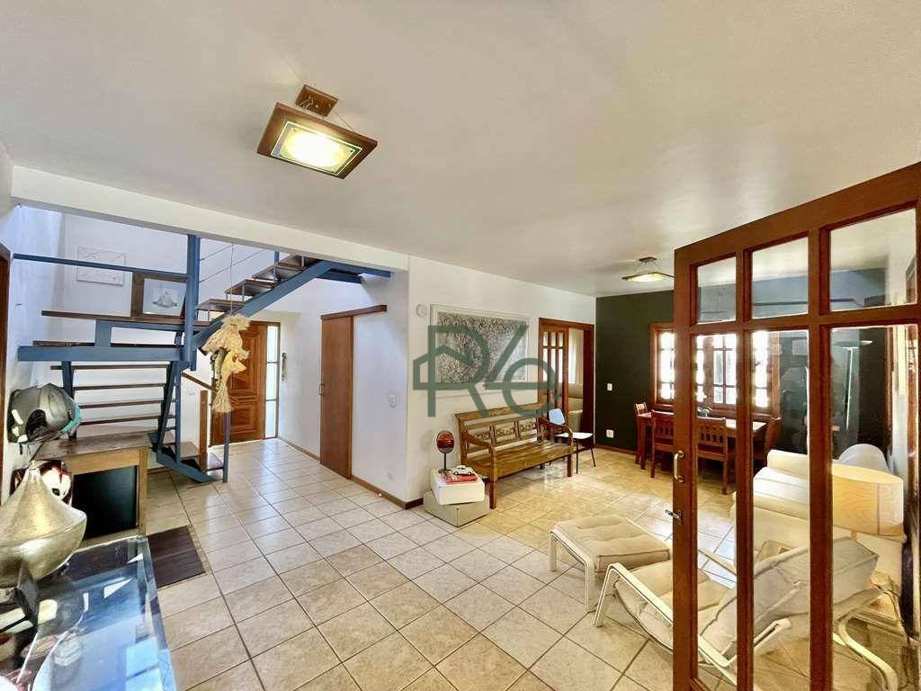 Casa de Condomínio à venda com 3 quartos, 319m² - Foto 19