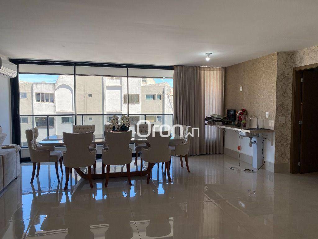 Apartamento à venda com 3 quartos, 185m² - Foto 2