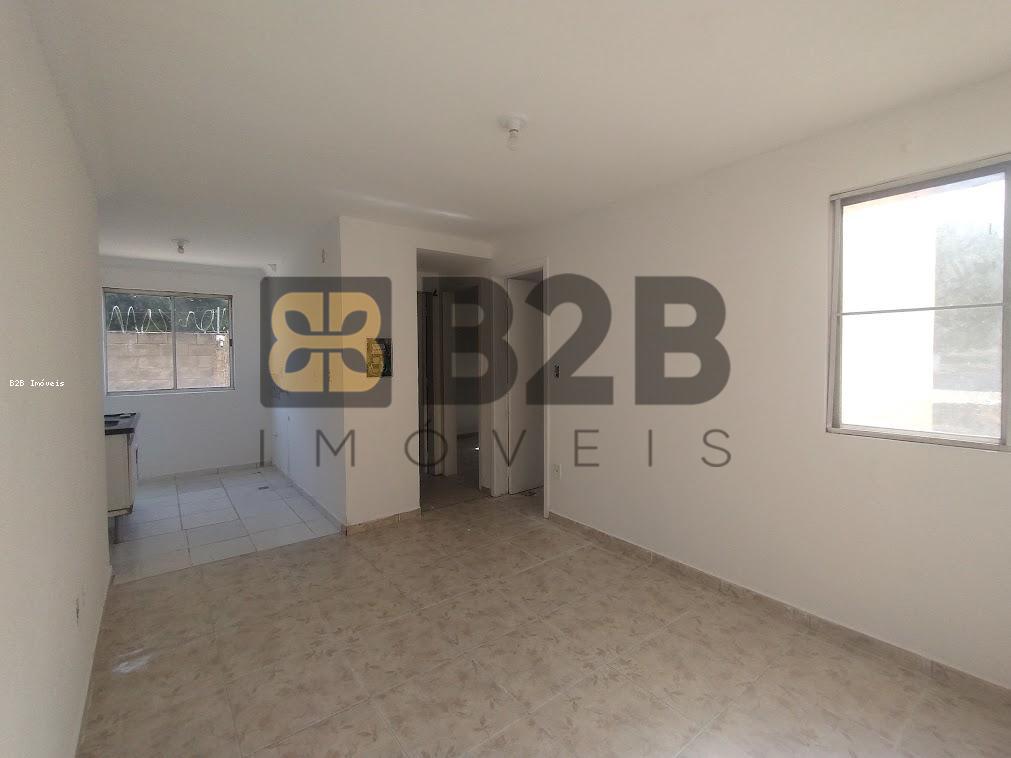 Apartamento à venda com 2 quartos, 45m² - Foto 2