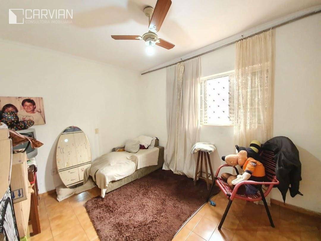 Casa à venda com 4 quartos, 290m² - Foto 10