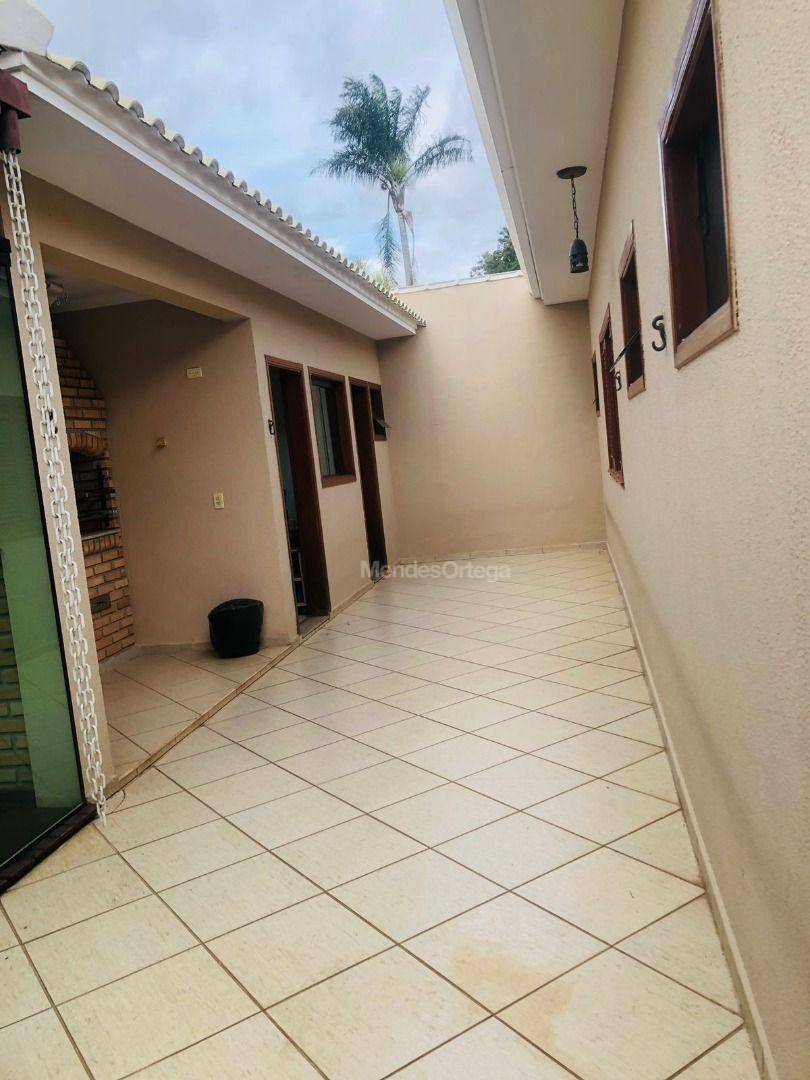 Casa de Condomínio à venda com 3 quartos, 240m² - Foto 24