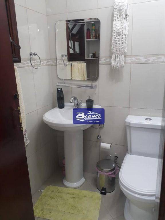 Sobrado à venda com 2 quartos, 220m² - Foto 6