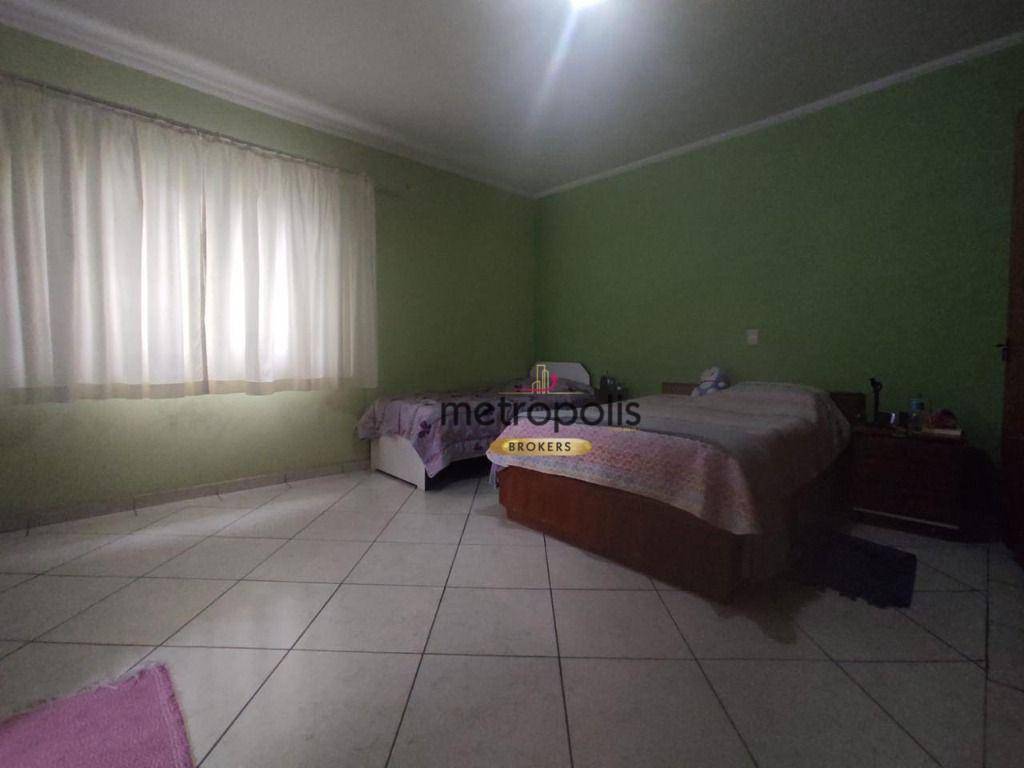 Casa à venda com 3 quartos, 237m² - Foto 22