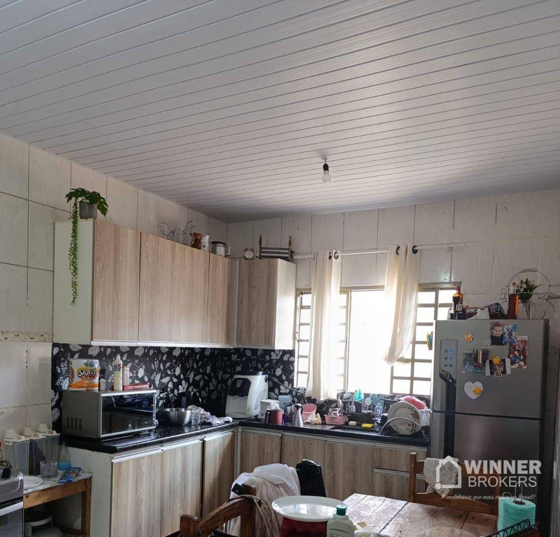 Casa à venda com 2 quartos, 100m² - Foto 6