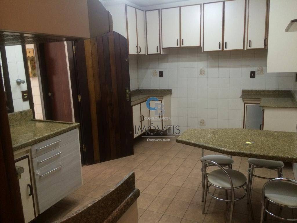 Sobrado à venda com 3 quartos, 200m² - Foto 10