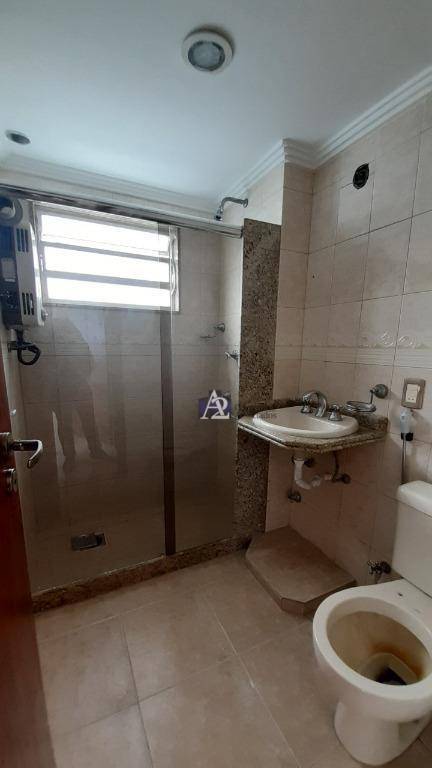 Apartamento à venda com 2 quartos, 75m² - Foto 25