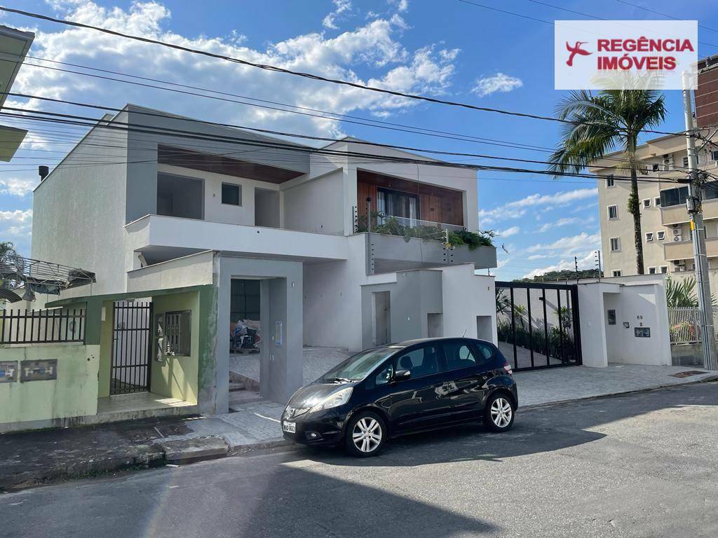 Casa de Condomínio à venda com 3 quartos, 198m² - Foto 6