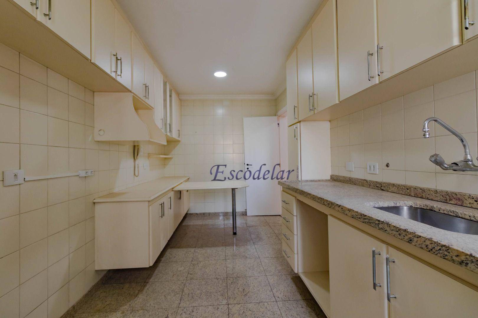 Apartamento à venda com 3 quartos, 127m² - Foto 5