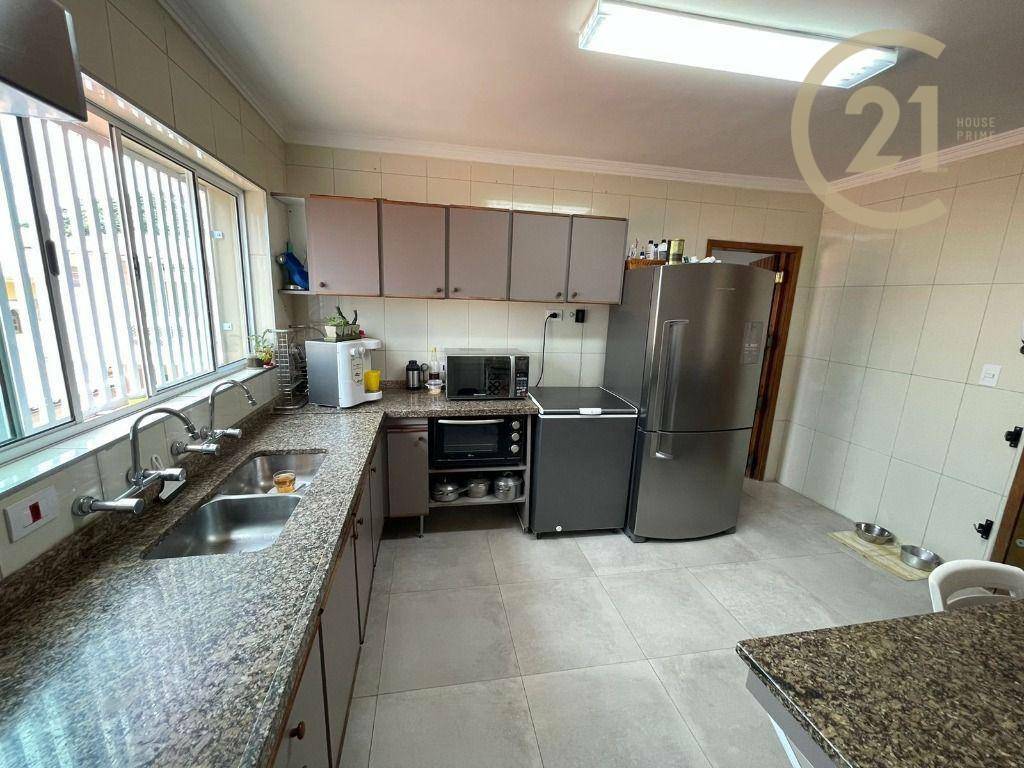 Casa à venda com 5 quartos, 280m² - Foto 16