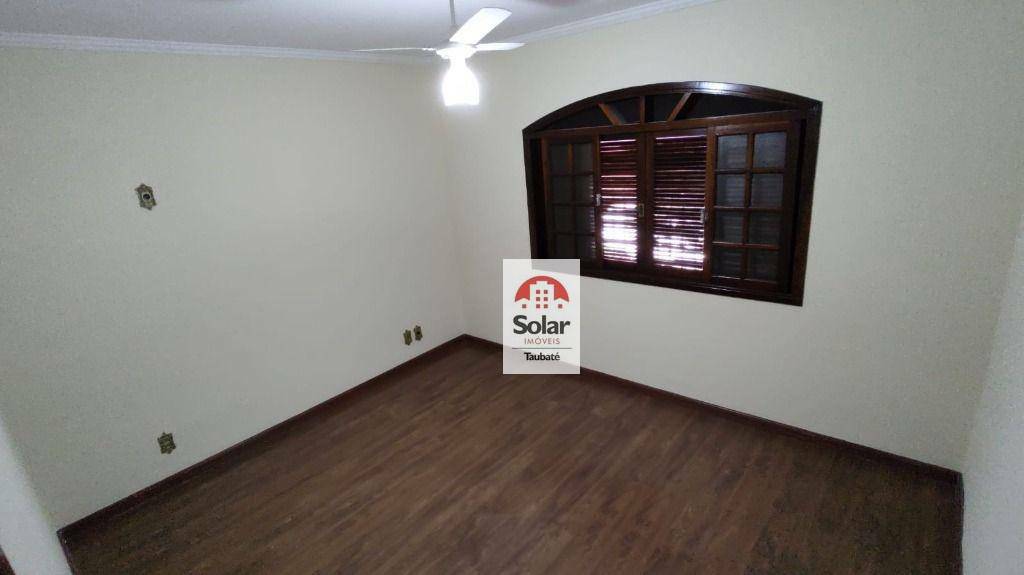 Casa à venda com 3 quartos, 130m² - Foto 11