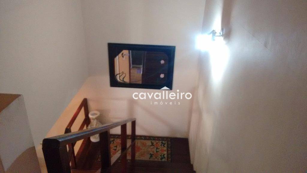 Casa à venda com 3 quartos, 307m² - Foto 19