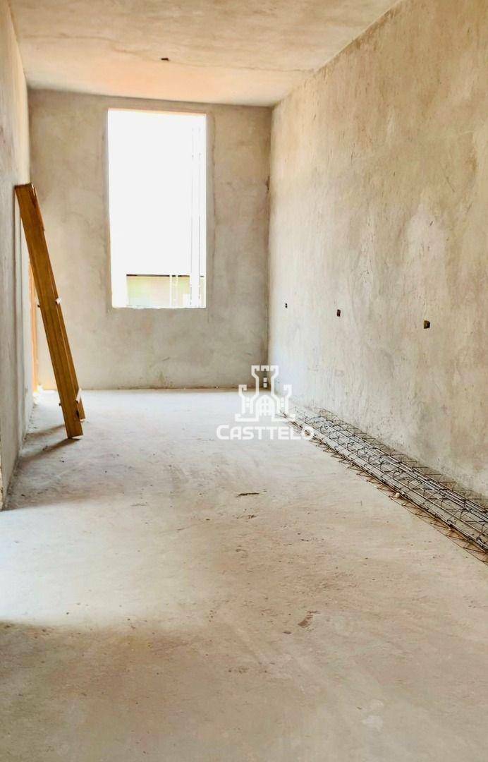 Casa à venda com 3 quartos, 83m² - Foto 2