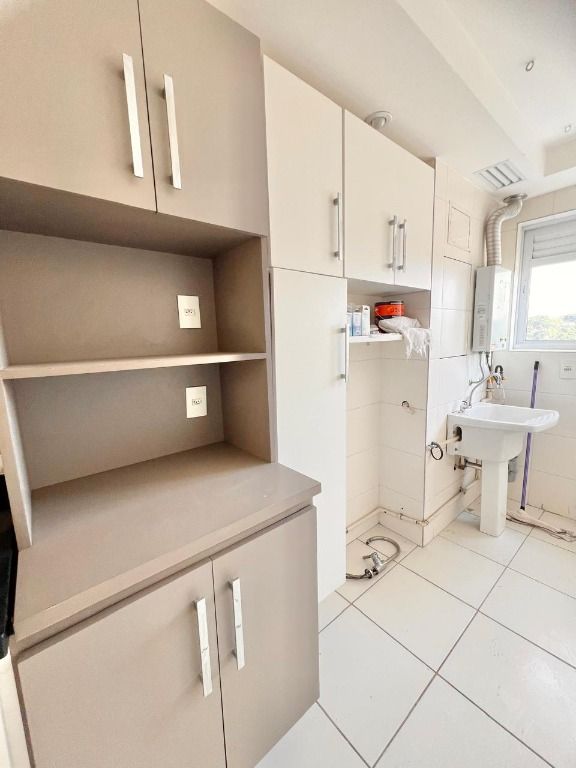 Apartamento para alugar com 2 quartos, 93m² - Foto 8