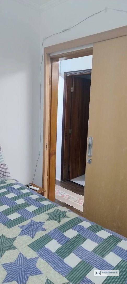 Apartamento à venda com 2 quartos, 42m² - Foto 11