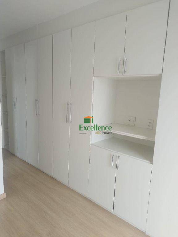 Apartamento para alugar com 3 quartos, 82m² - Foto 4