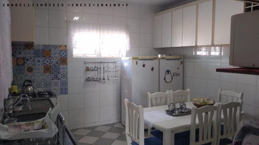 Casa à venda com 3 quartos, 250m² - Foto 5