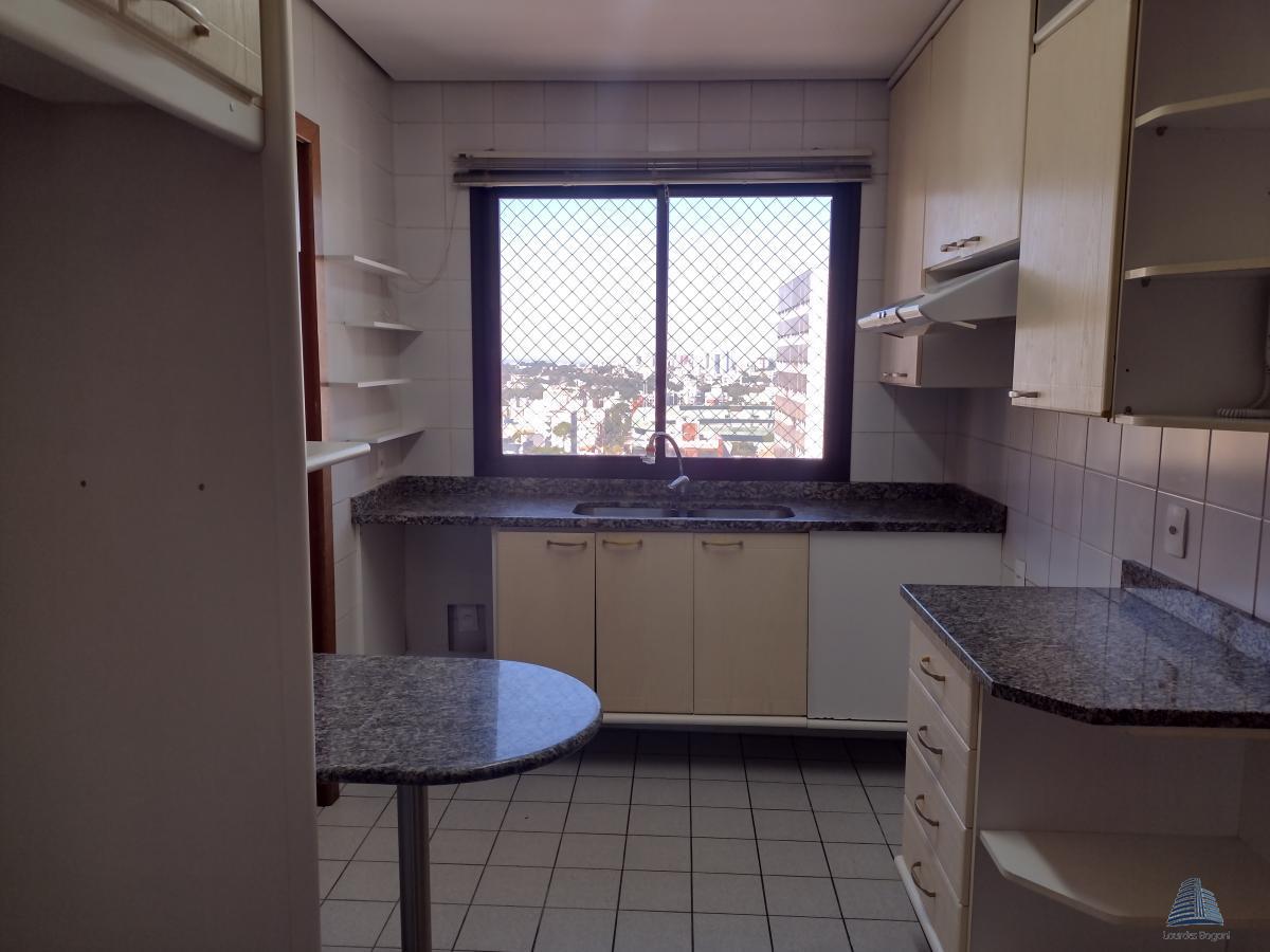 Apartamento à venda com 4 quartos, 111m² - Foto 22