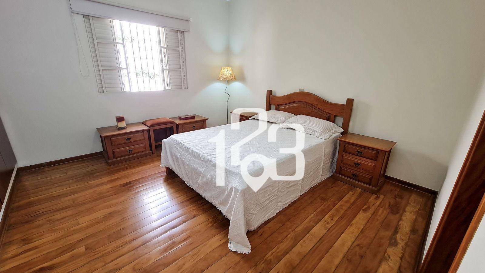 Casa à venda com 4 quartos, 251m² - Foto 19