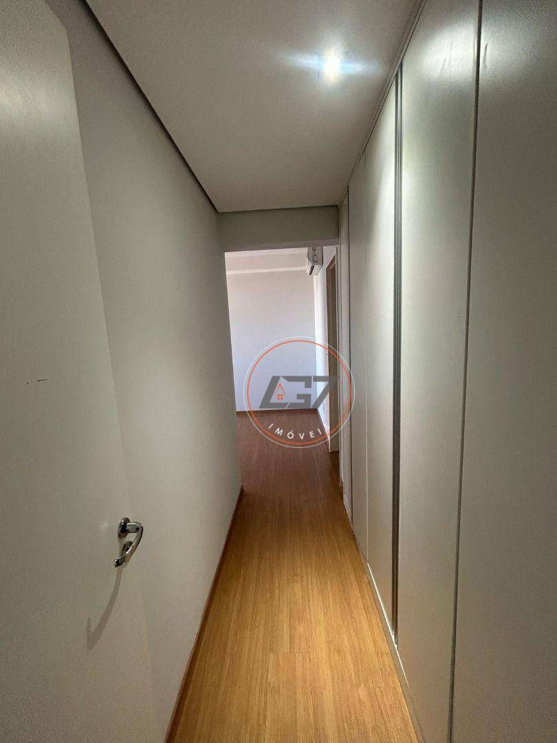 Apartamento para alugar com 3 quartos, 97m² - Foto 6