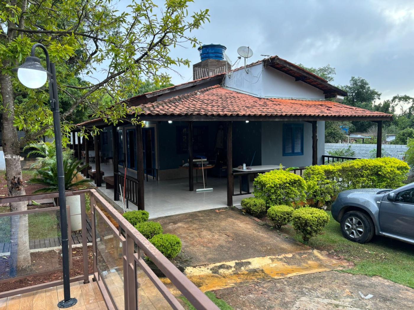 Fazenda à venda com 3 quartos, 1000m² - Foto 1