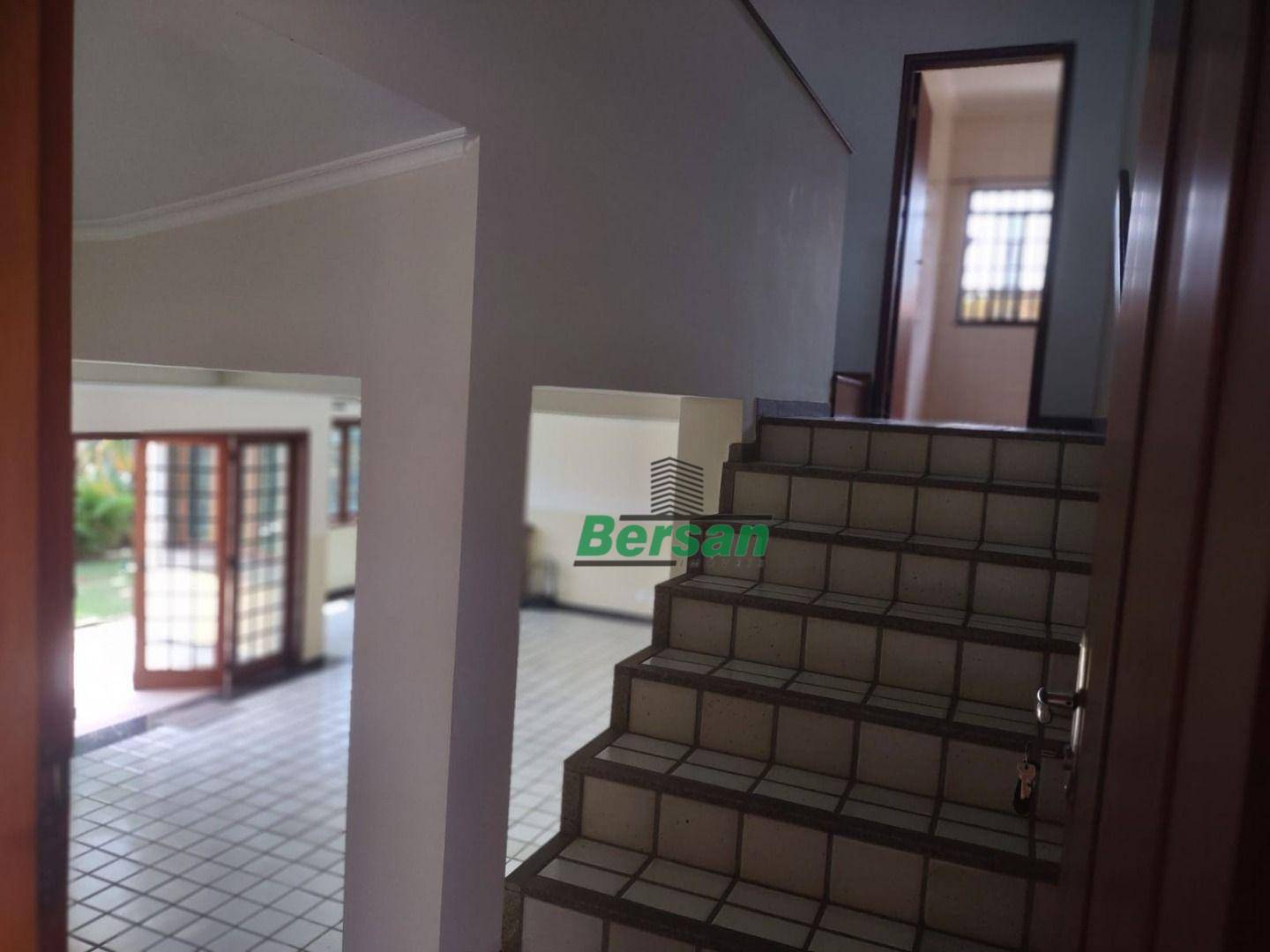 Casa de Condomínio à venda e aluguel com 3 quartos, 286m² - Foto 28
