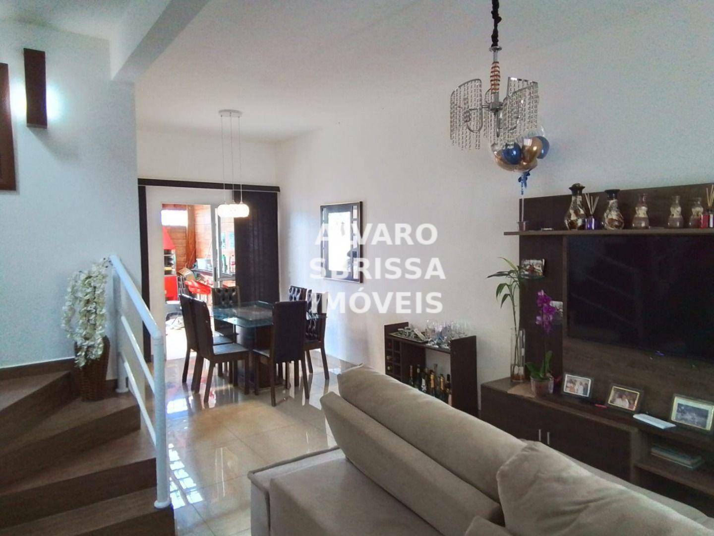 Casa de Condomínio à venda com 3 quartos, 115m² - Foto 1