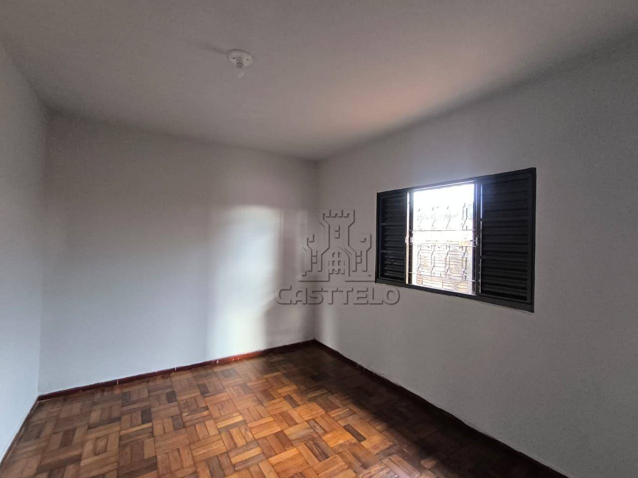 Casa para alugar com 2 quartos, 70m² - Foto 5