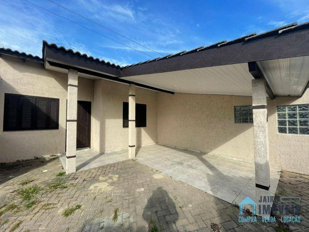 Casa à venda com 2 quartos, 50m² - Foto 2