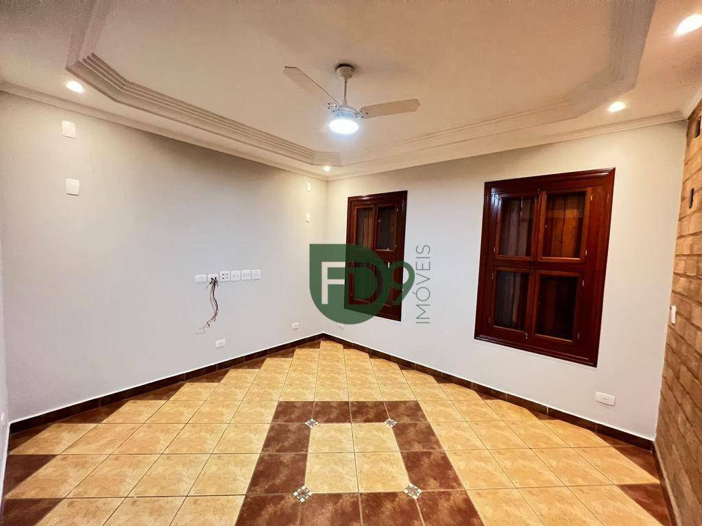 Chácara à venda com 4 quartos, 535m² - Foto 47