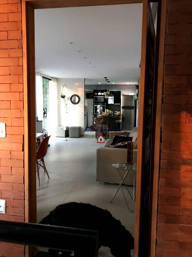 Casa à venda com 3 quartos, 250m² - Foto 12