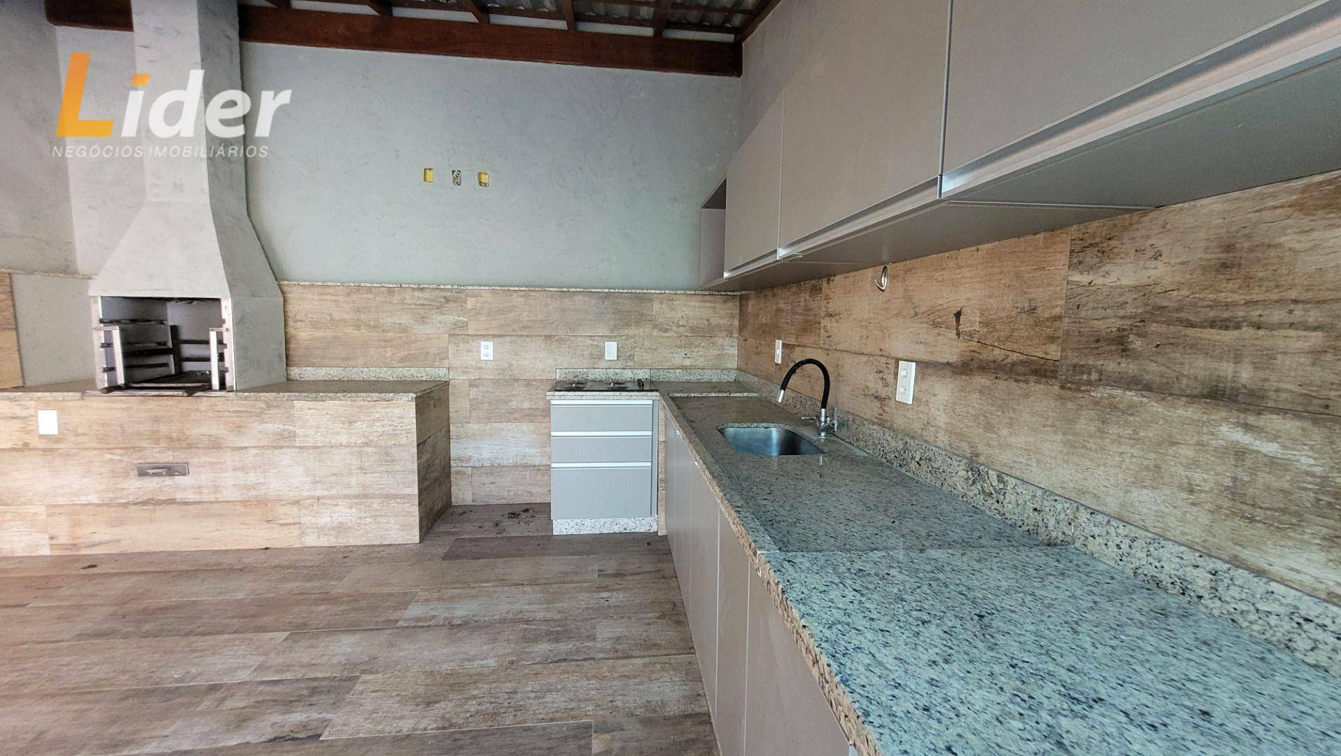 Casa de Condomínio à venda com 3 quartos, 200m² - Foto 32