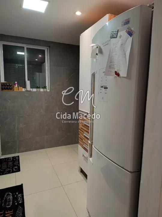 Apartamento à venda com 3 quartos, 90m² - Foto 4