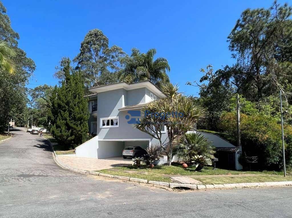 Casa de Condomínio à venda com 4 quartos, 421m² - Foto 2