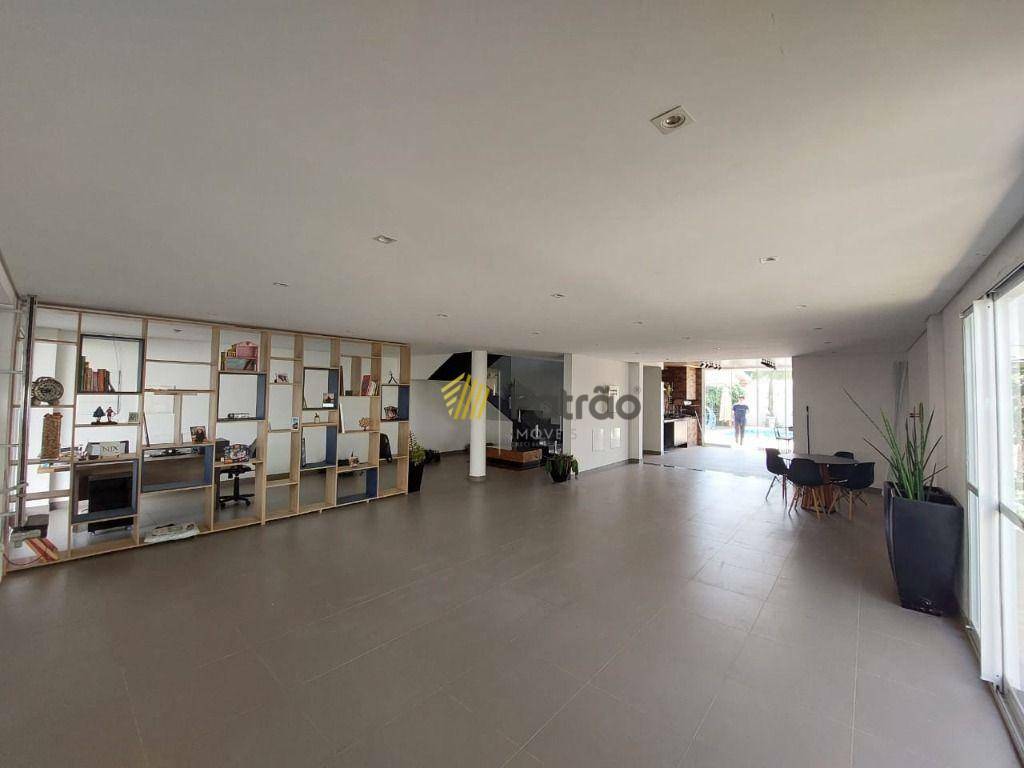 Casa à venda com 4 quartos, 450m² - Foto 22