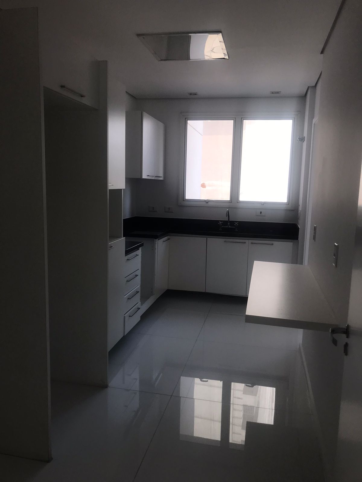 Apartamento à venda com 3 quartos, 151m² - Foto 5