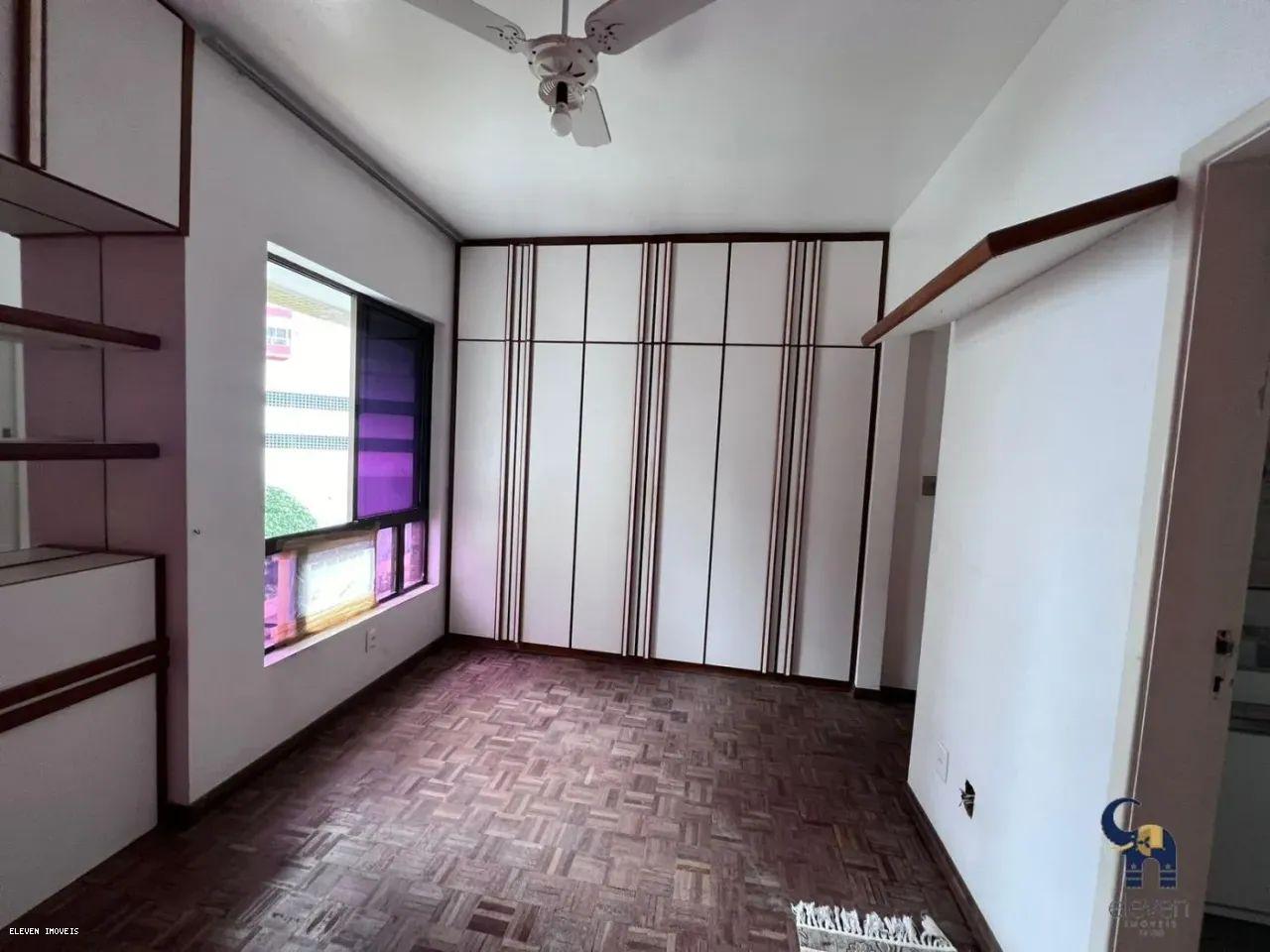 Apartamento à venda com 4 quartos, 140m² - Foto 1