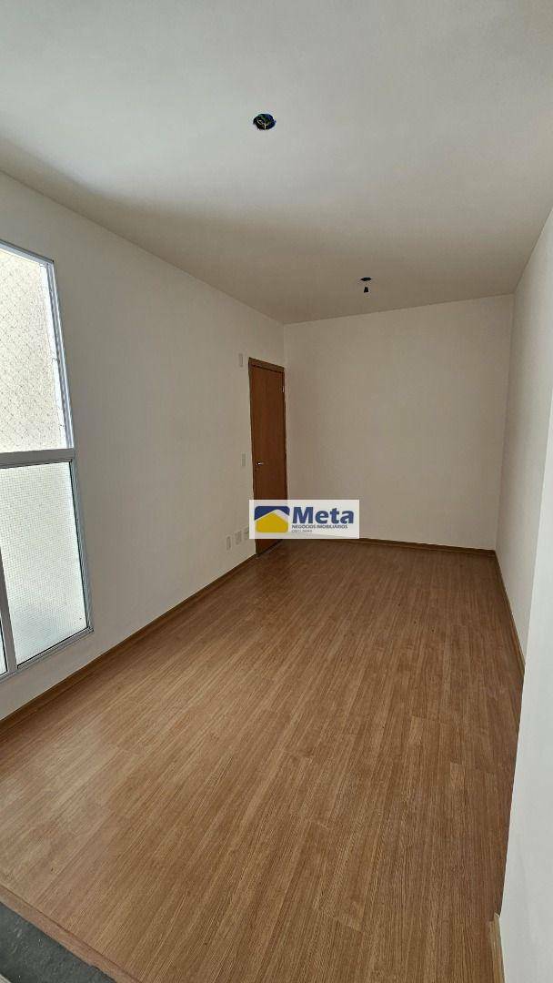 Apartamento à venda com 2 quartos, 44m² - Foto 3