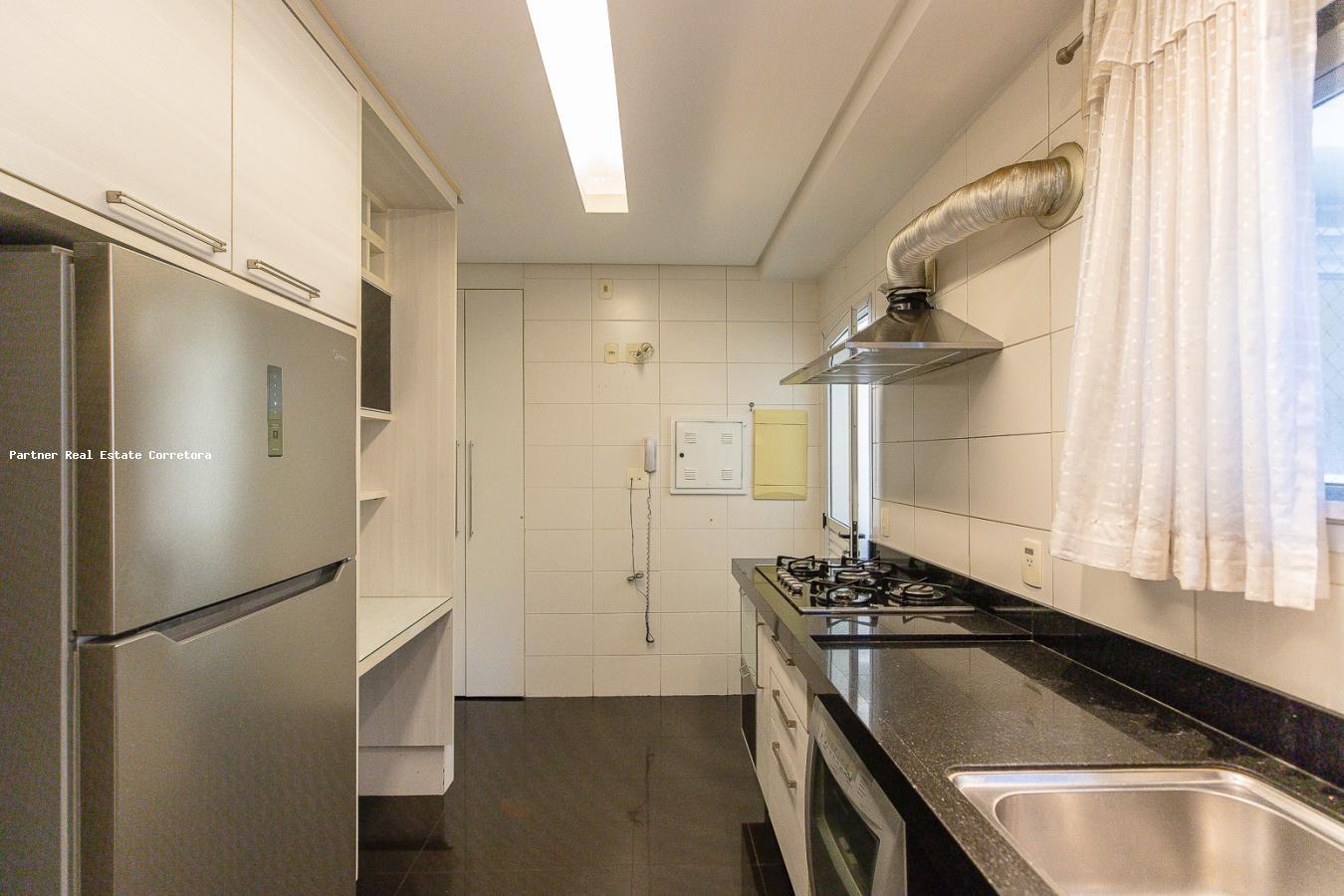 Apartamento à venda com 3 quartos, 207m² - Foto 10