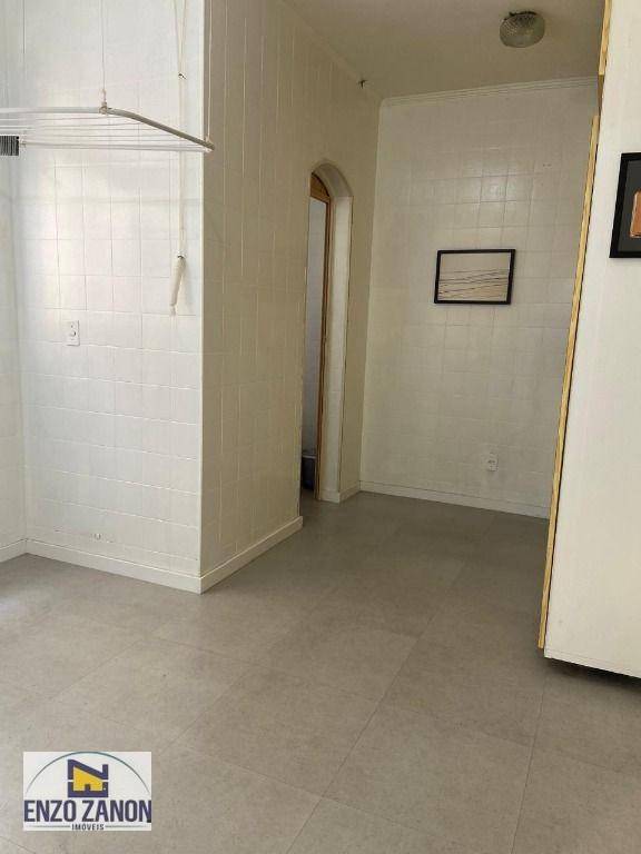 Apartamento à venda com 3 quartos, 126m² - Foto 19