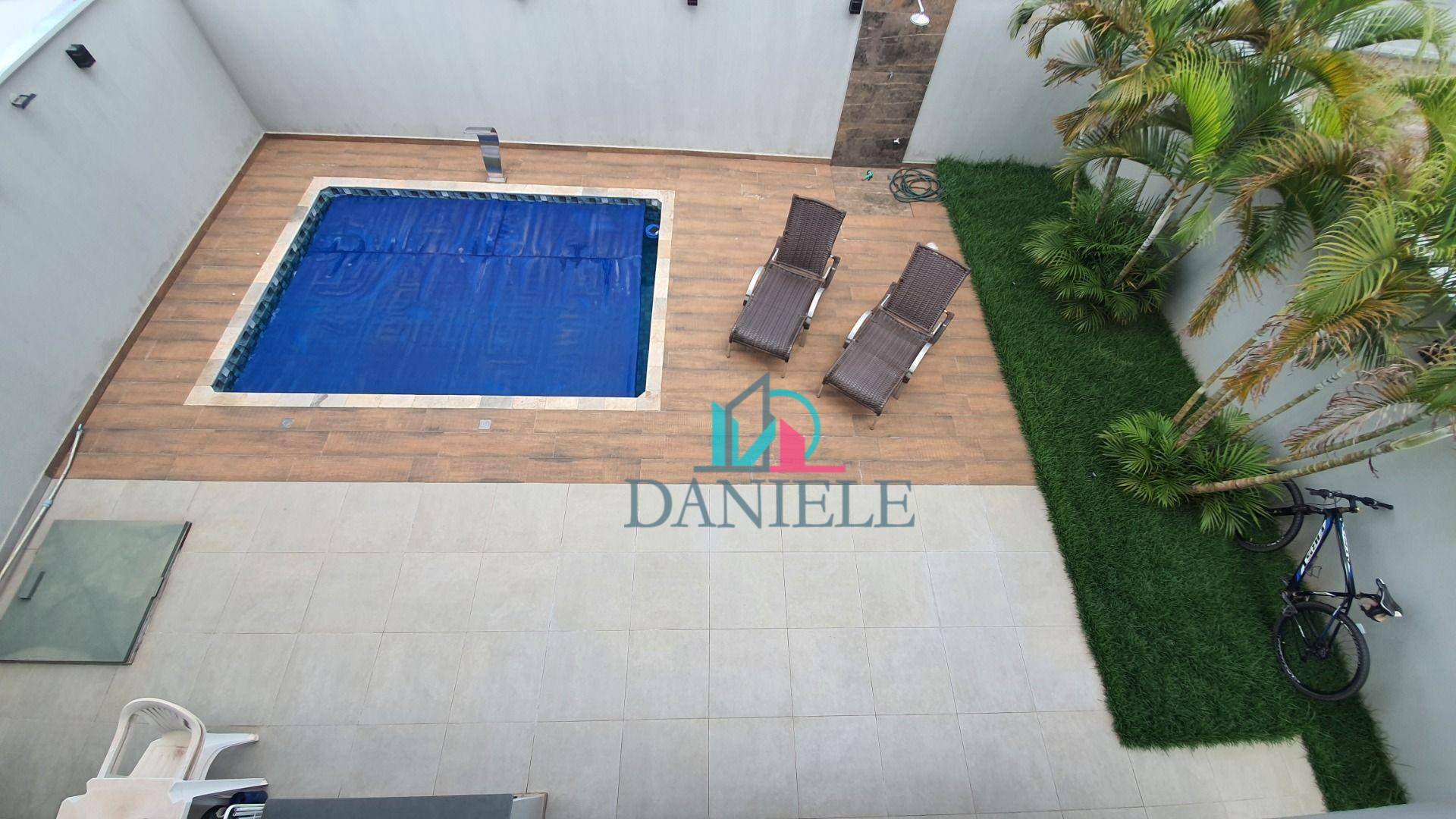 Casa de Condomínio à venda com 3 quartos, 244m² - Foto 18