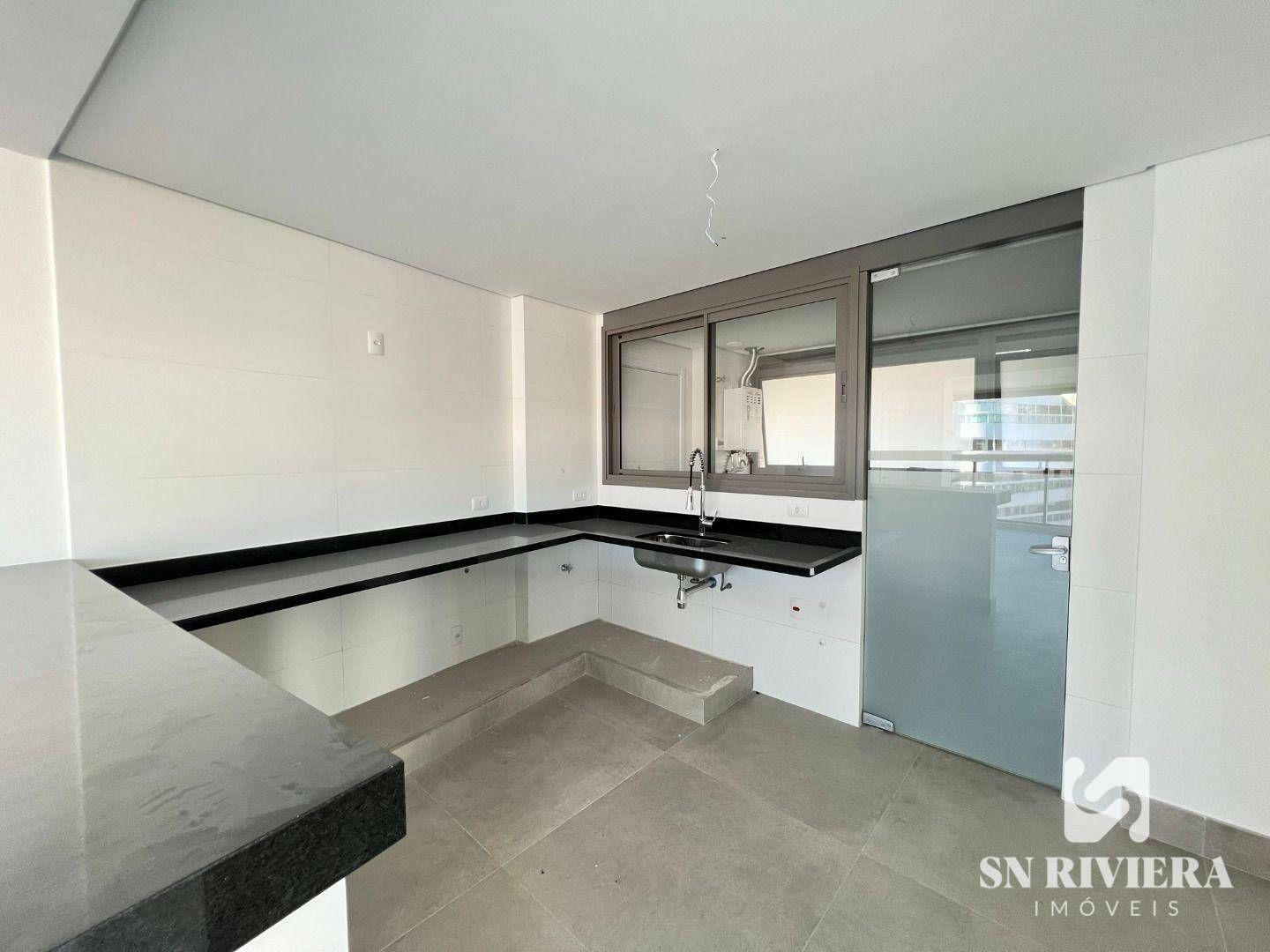 Apartamento à venda com 4 quartos, 163m² - Foto 2