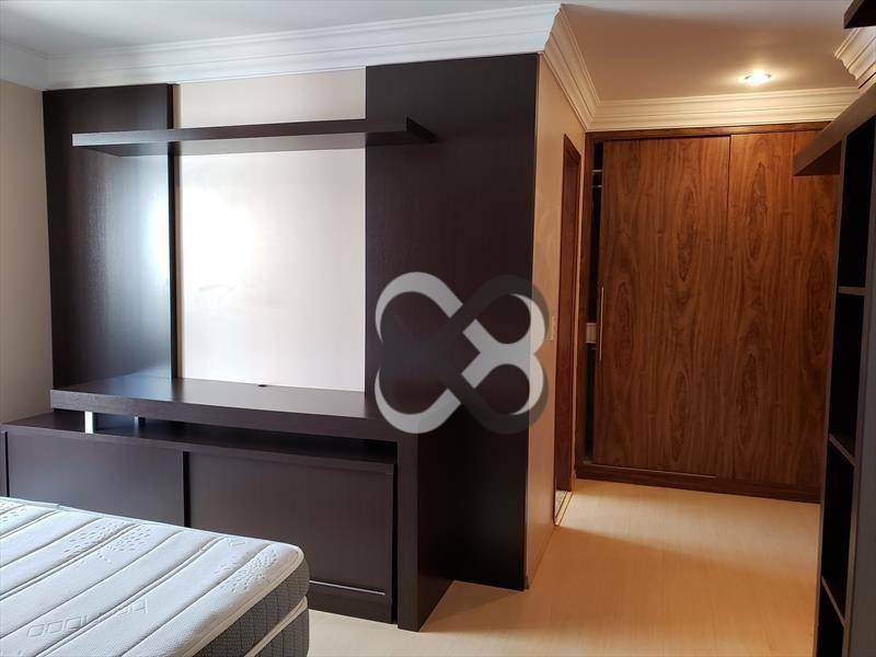 Apartamento à venda com 3 quartos, 217m² - Foto 14