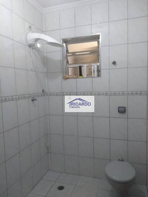 Sobrado à venda com 3 quartos, 140m² - Foto 4