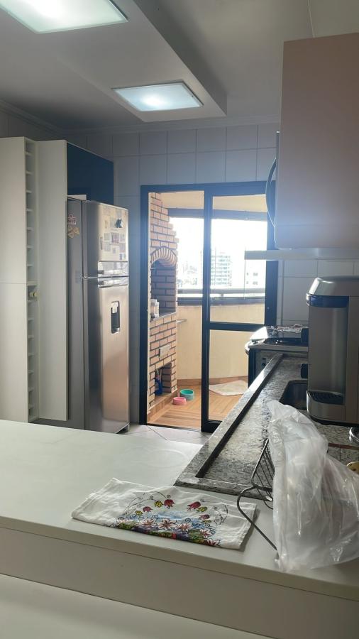 Apartamento à venda com 3 quartos, 144m² - Foto 7