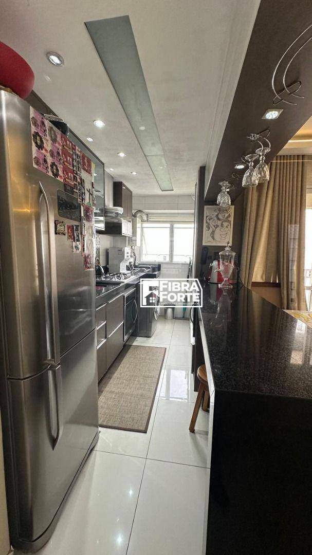 Apartamento à venda com 2 quartos, 62m² - Foto 25