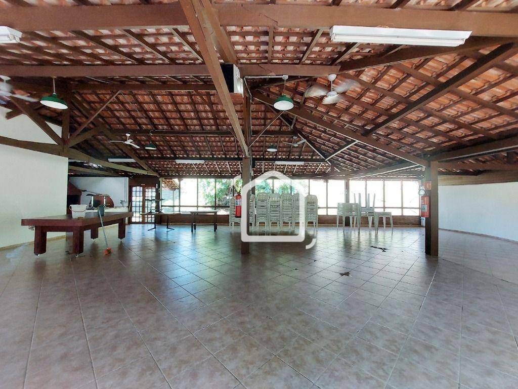Casa de Condomínio à venda e aluguel com 3 quartos, 400m² - Foto 40