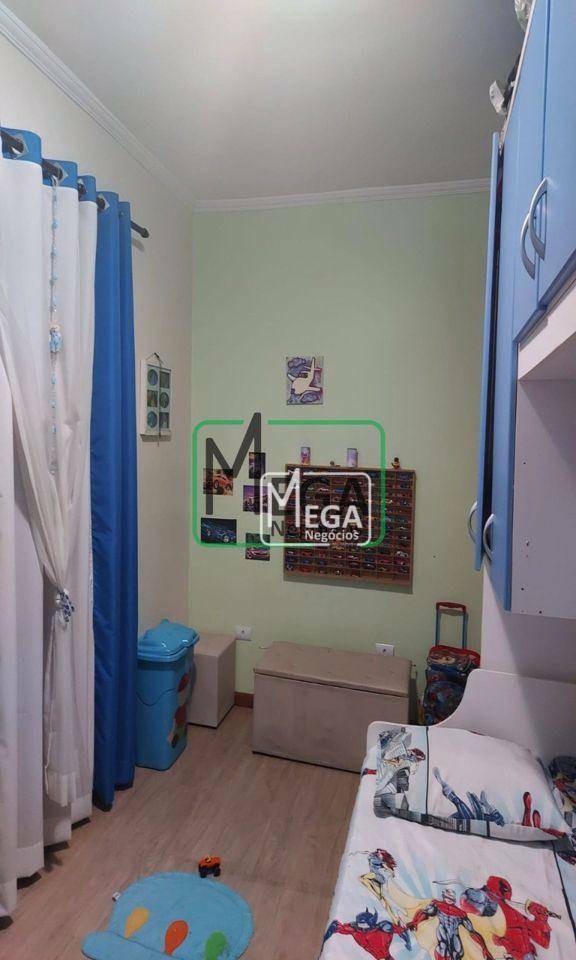 Casa à venda com 4 quartos, 200m² - Foto 8