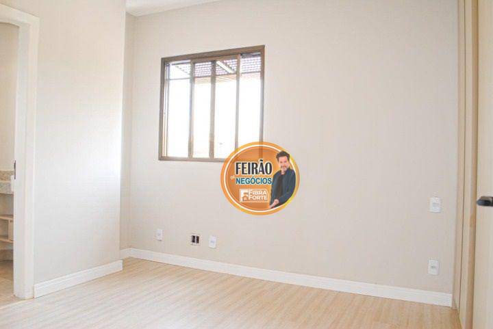 Apartamento à venda com 3 quartos, 96m² - Foto 16